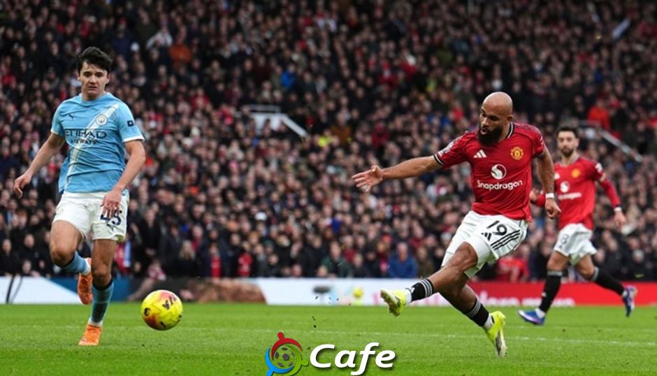 Denis Law vẫn luôn ở đây!
