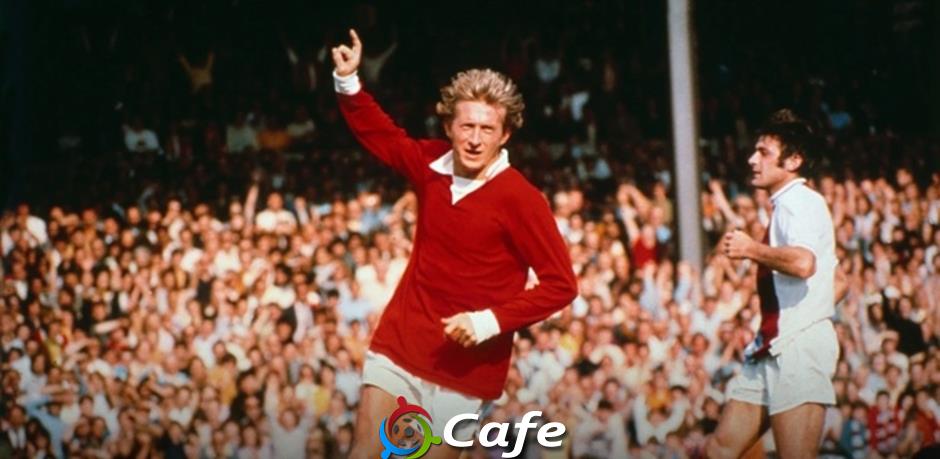 Denis Law vẫn luôn ở đây!