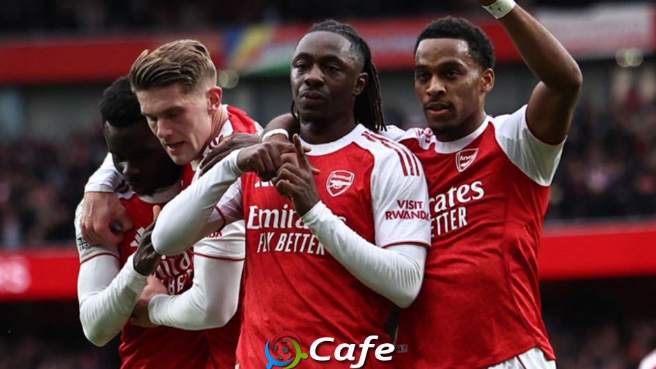 Eberechi Eze 'gãi đúng chỗ ngứa' của Arsenal