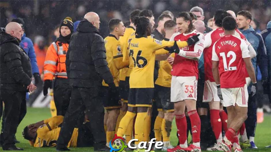 Fan Arsenal nổi điên, chỉ trích thậm tệ Arteta sau trận hòa Wolves Fan Arsenal nổi điên, chỉ trích thậm tệ Arteta sau trận hòa Wolves