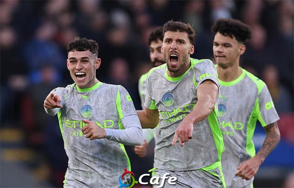 Foden ghi bàn vẫn bị Pep Guardiola chỉ trích
