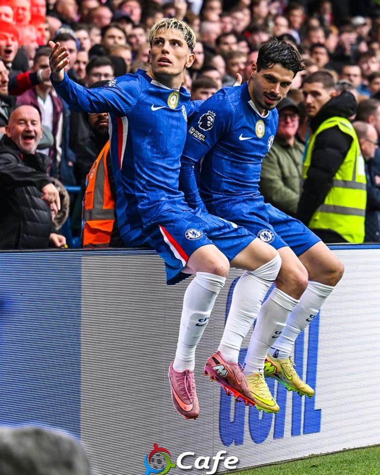 Garnacho ghi bàn đầu tiên cho Chelsea, tái hiện màn ăn mừng gợi nhớ về MU
