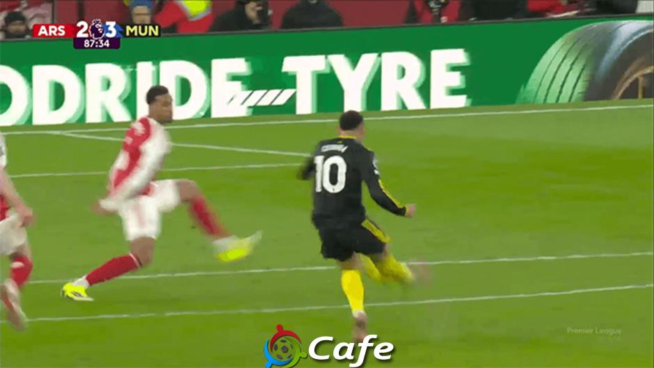 Giải mã những cú sút ‘búa bổ’ của Matheus Cunha