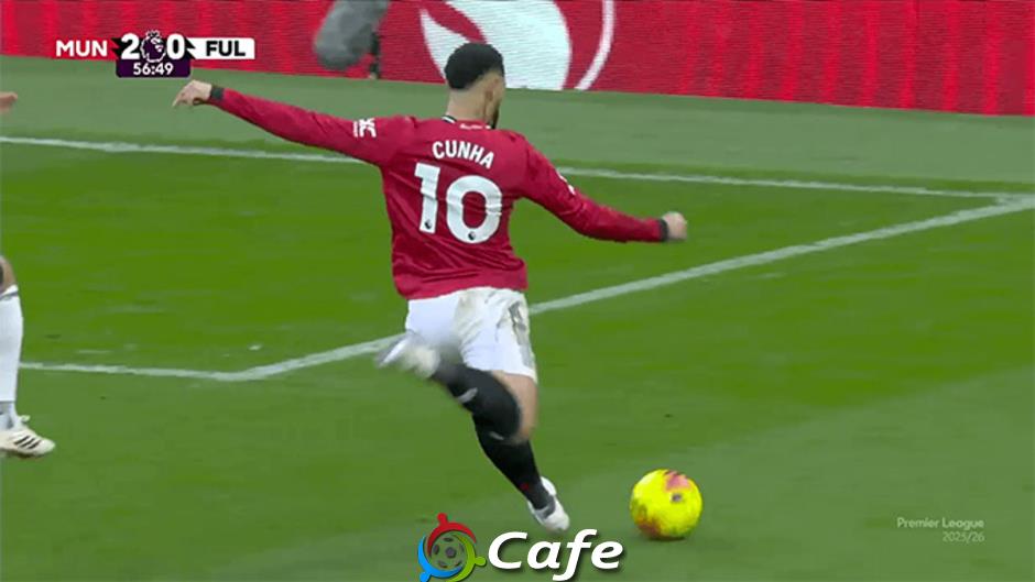Giải mã những cú sút ‘búa bổ’ của Matheus Cunha