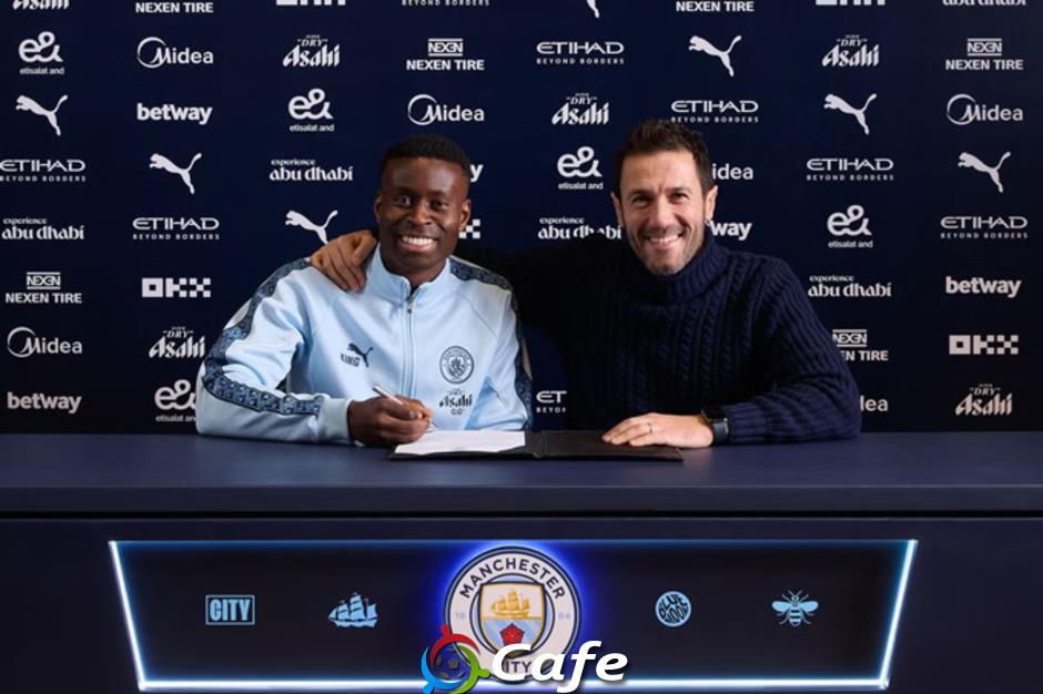 Guardiola nhìn thấy 'lợi ích kép' khi Man City mua thành công Guehi