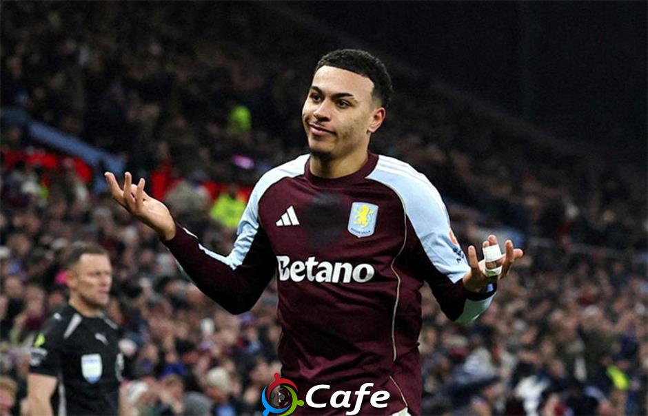 HLV Unai Emery giải thích lý do ném áo ở trận Aston Villa vs MU