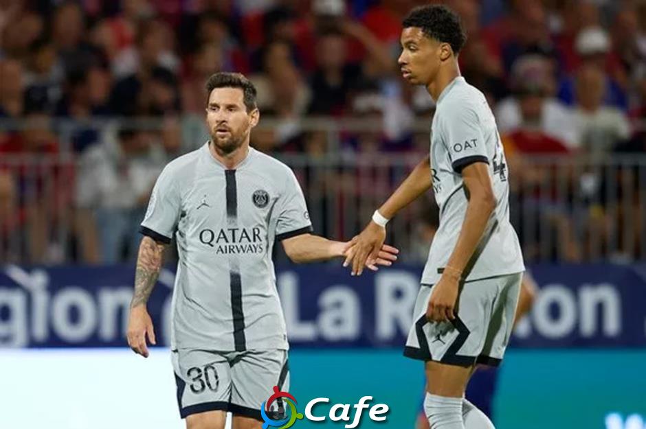 Hugo Ekitike: 'HLV Arne Slot luôn trông chừng tôi'