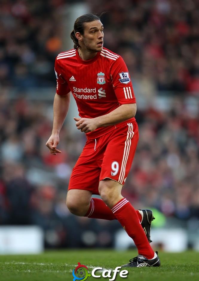 Isak ‘sao chép’ thành tích tồi tệ của Andy Carroll