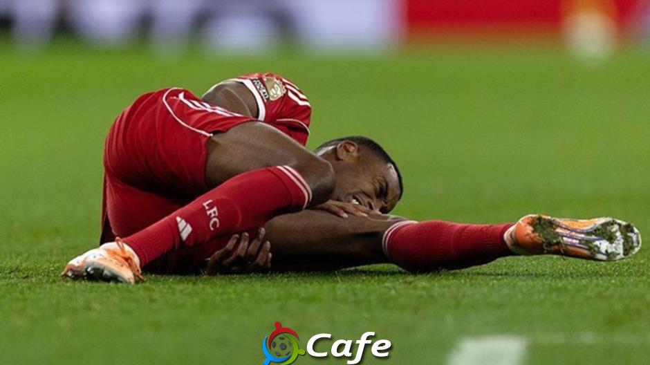 Isak ‘sao chép’ thành tích tồi tệ của Andy Carroll