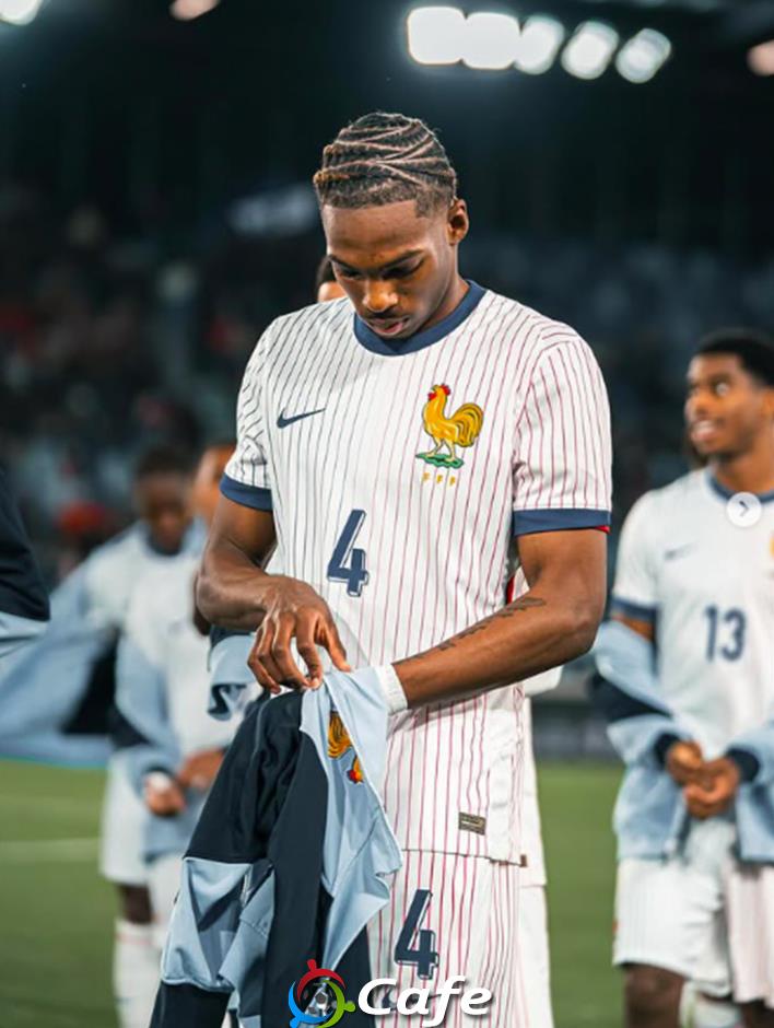 Jeremy Jacquet là ai mà khiến Liverpool chi tới 60 triệu bảng?