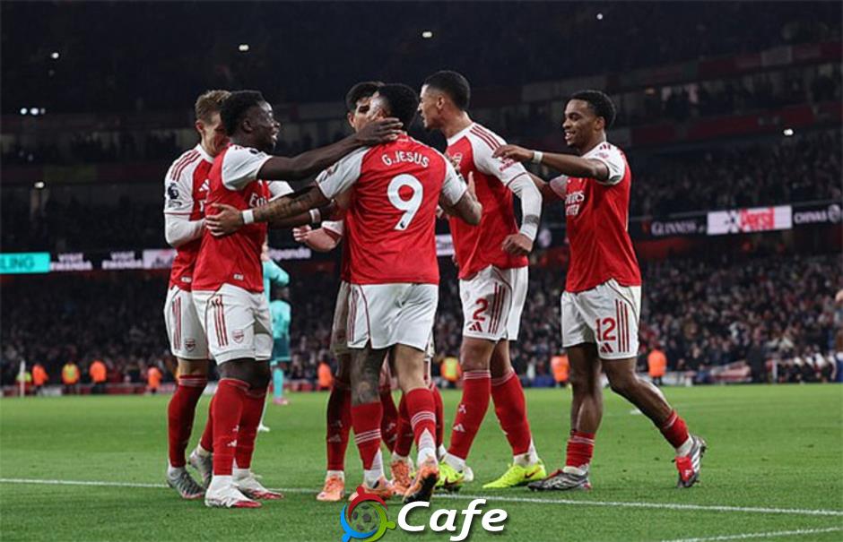 Kết quả Arsenal 2-1 Wolves: Pháo thủ thắng hú vía Kết quả Arsenal 2-1 Wolves: Pháo thủ thắng hú vía
