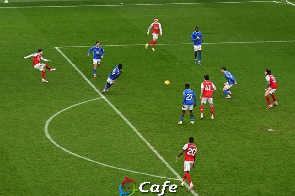 Khi Arsenal bắt đầu 'xõa' Khi Arsenal bắt đầu 'xõa'