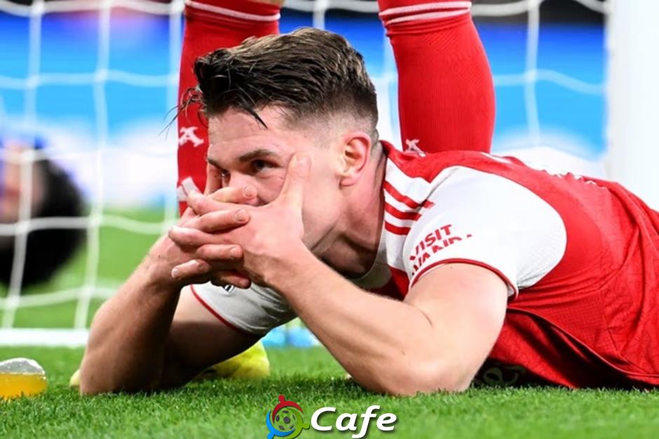 Khi Arsenal bắt đầu 'xõa' Khi Arsenal bắt đầu 'xõa'