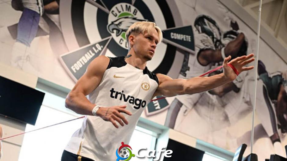 Liam Rosenior nói gì về Mykhailo Mudryk? Liam Rosenior nói gì về Mykhailo Mudryk?