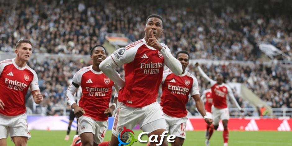 Liệu Arsenal ‘đu đỉnh’ được bao lâu?
