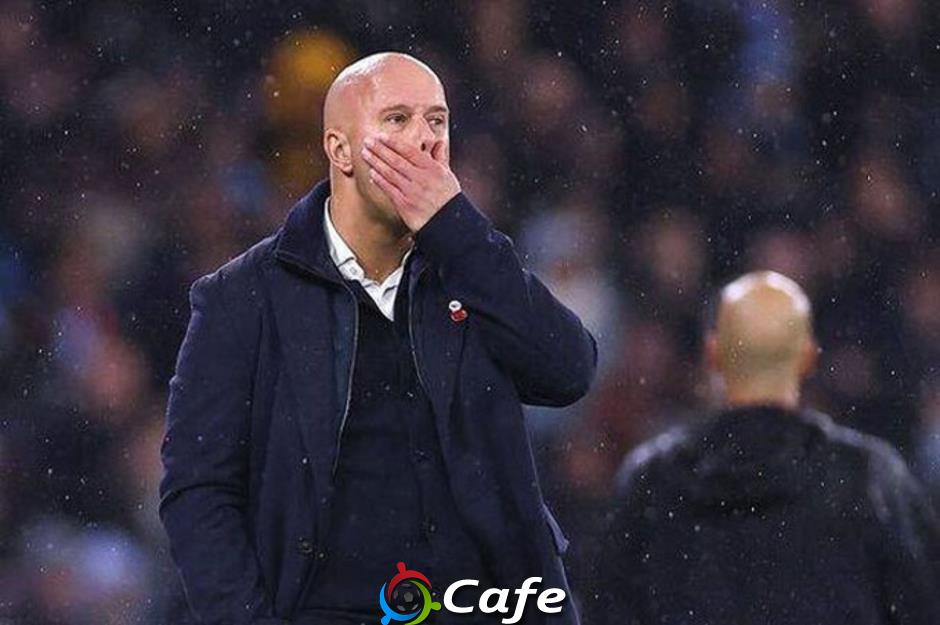 Liverpool đang sao chép 'những cái giời ơi đất hỡi' của MU?