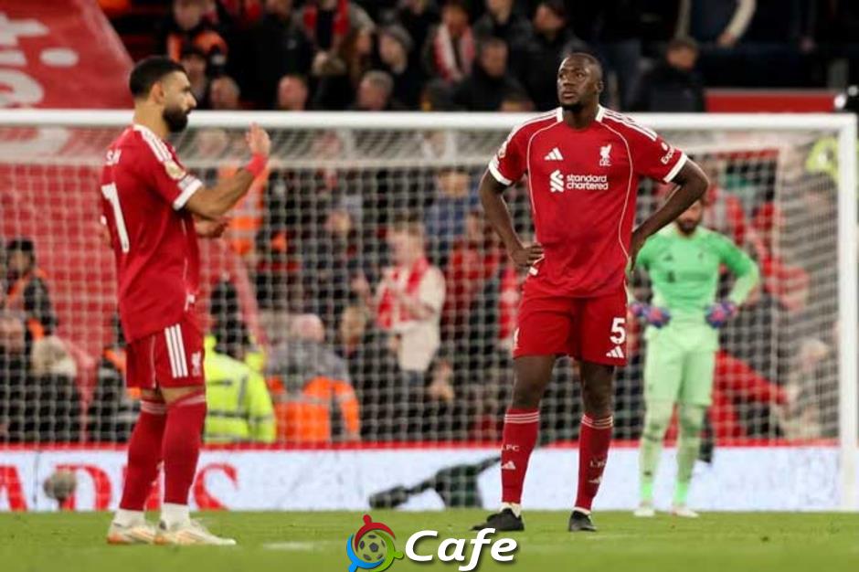 Liverpool sa thải Arne Slot sau thất bại đau đớn trước Man City?