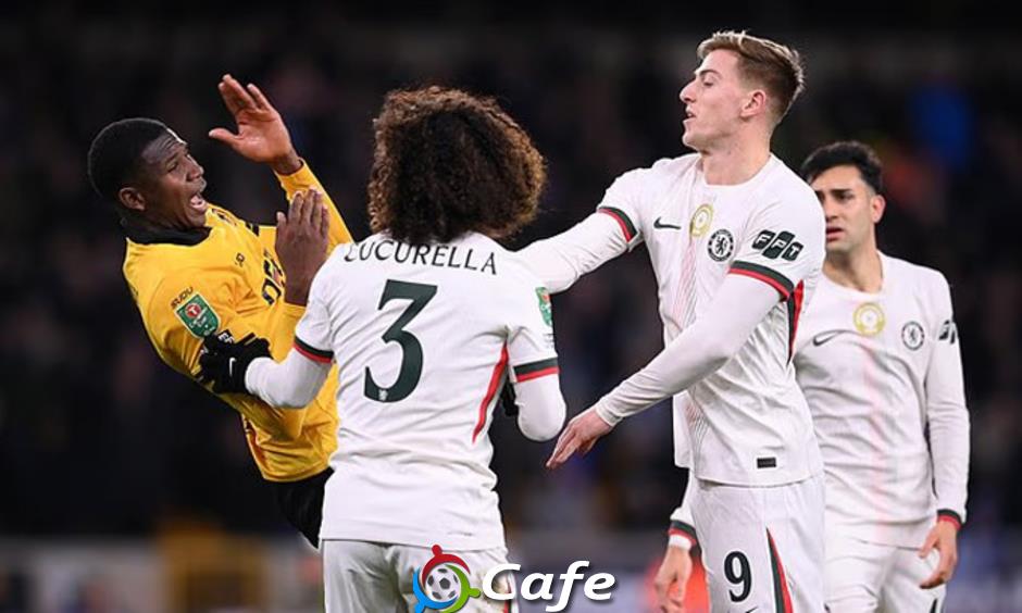 Màn tái xuất 'đi vào lòng đất' của Liam Delap