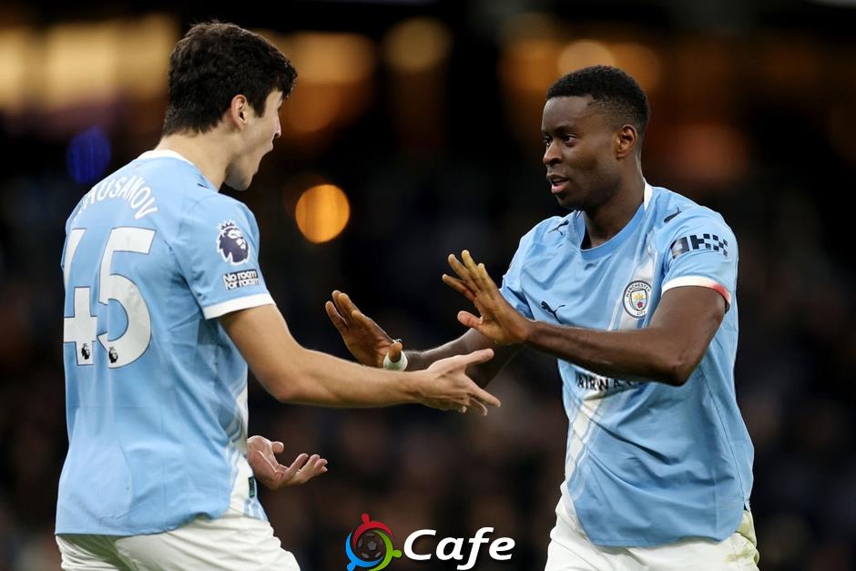 Marc Guehi chơi thế nào trong trận đầu tiên cho Man City?