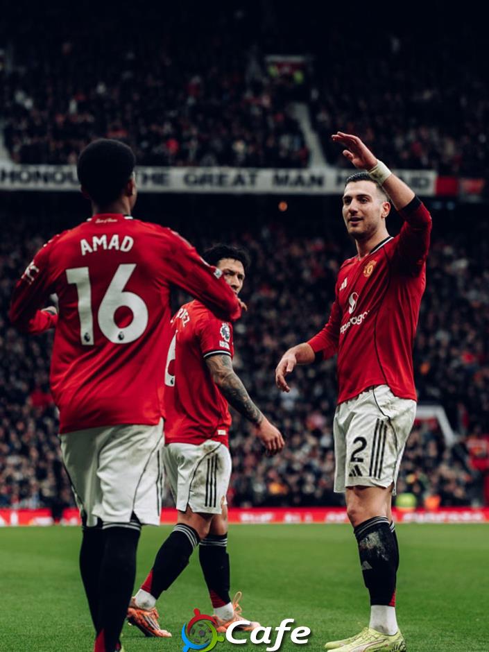 Michael Carrick làm được điều Ruben Amorim không thể tại MU