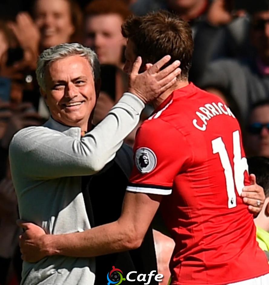 Mikel Arteta vs Michael Carrick: Cuộc chạm trán của 2 bản sao trên băng ghế huấn luyện