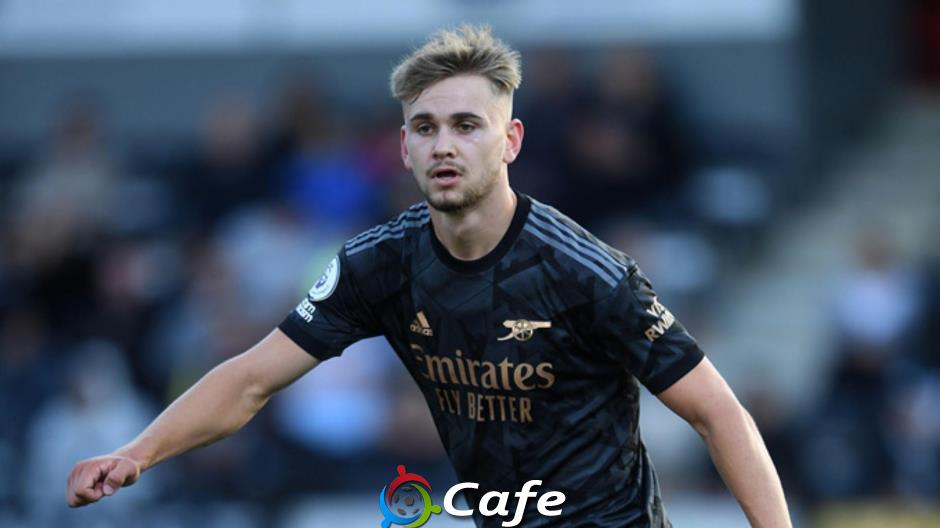 MU cải tạo sân Old Trafford sau cái chết của cựu cầu thủ Arsenal
