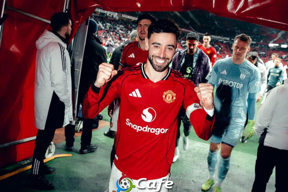 MU đang có cầu thủ xuất sắc nhất Premier League mùa này MU đang có cầu thủ xuất sắc nhất Premier League mùa này