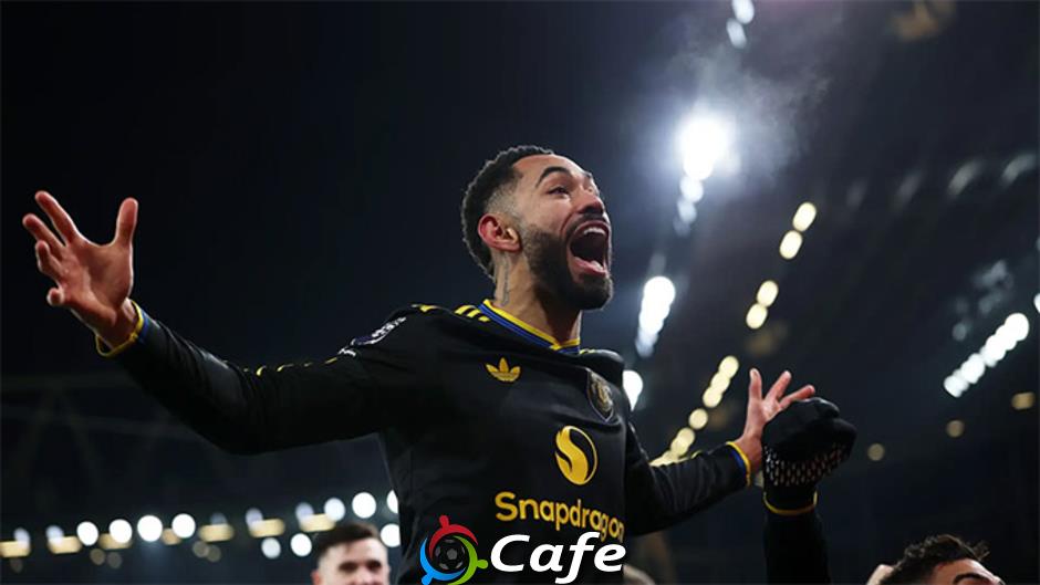 MU hạ Arsenal: Emirates sụp đổ vì những khoảnh khắc thiên tài