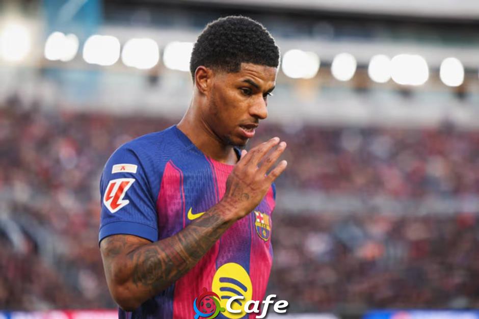 MU hãy thật dè chừng với... Rashford