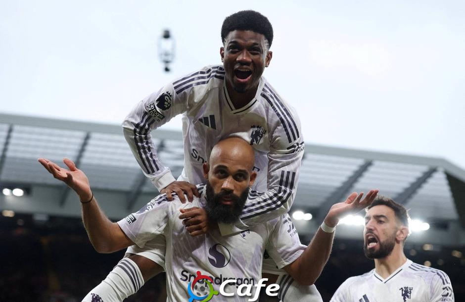Ngày vui chẳng dài với Man United
