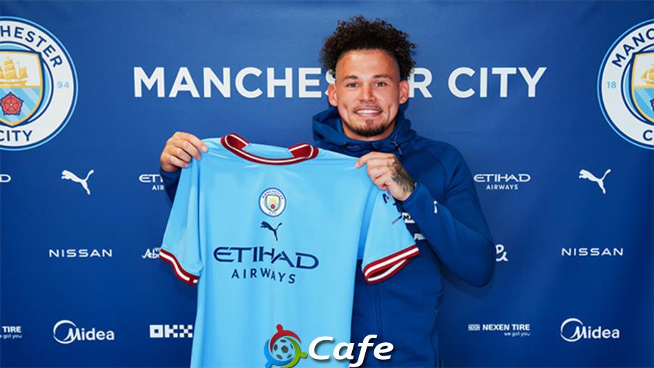 Những bản hợp đồng tệ nhất của 5 nhà vô địch Premier League gần đây