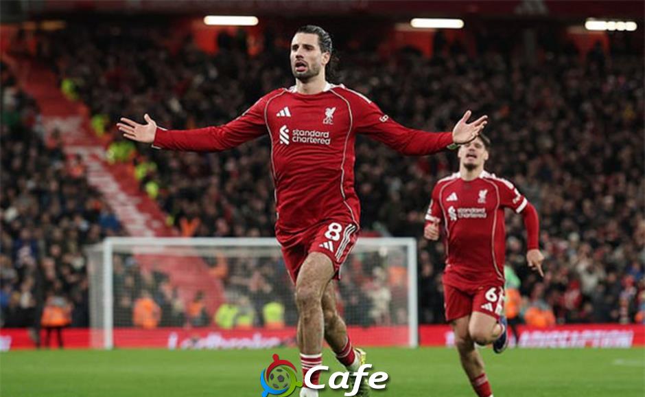 Quyết định tệ hại của Arne Slot khiến Liverpool sụp đổ trước Man City