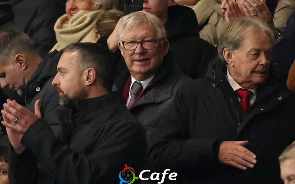 Roy Keane đã sai, Sir Alex Ferguson không hề 'bốc mùi'