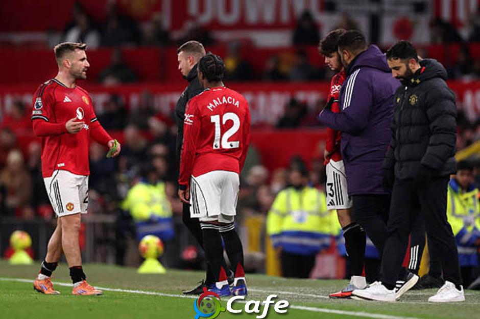 Ruben Amorim khiến fan MU sốc khi sử dụng 'ngôi sao mất tích' ở trận thắng Newcastle