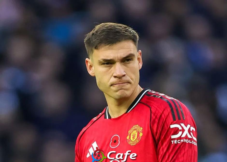 Ruben Amorim thẳng tay 'dằn mặt' Manuel Ugarte ngay trong phòng thay đồ MU