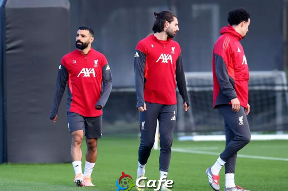 Salah trở lại đội hình, Liverpool có bớt khủng hoảng?