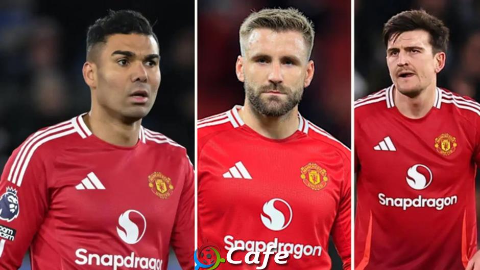 Scholes chê 3 cầu thủ MU không đủ trình đá Premier League