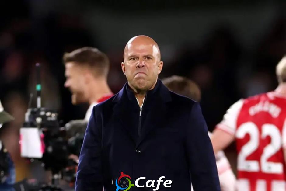 Tại sao Liverpool không có kế hoạch sa thải Arne Slot?