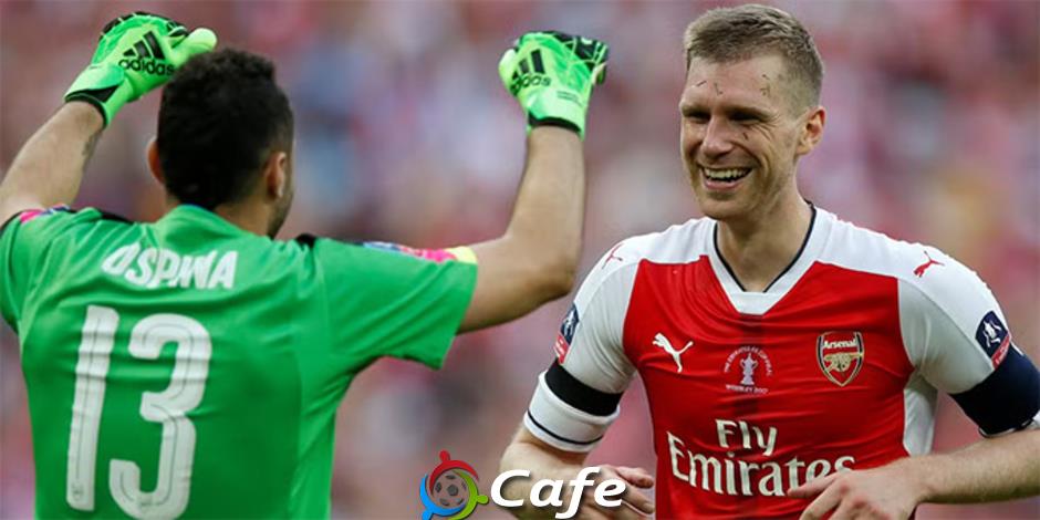Top 5 trung vệ xuất sắc nhất lịch sử Arsenal Top 5 trung vệ xuất sắc nhất lịch sử Arsenal