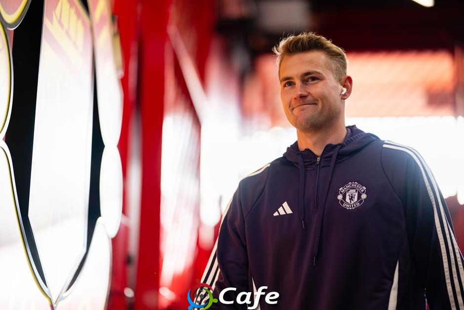 Trực tiếp MU 0-0 Brighton: Quỷ đỏ giao bóng