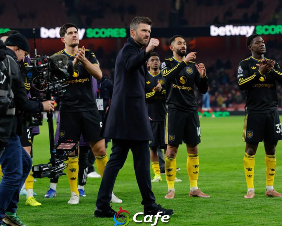Vì sao Michael Carrick làm gì cũng nhận được sự ủng hộ?