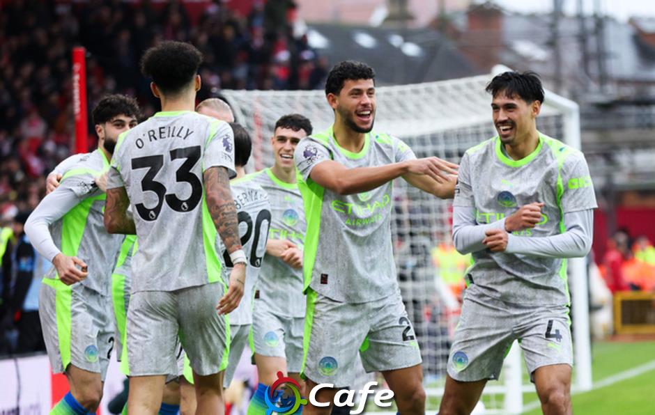Vì sao Pep Guardiola giữ nguyên đội hình xuất phát của Man City?