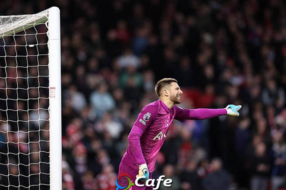 Vicario mắc sai lầm ngớ ngẩn khiến Tottenham thua trắng trước Nottingham Vicario mắc sai lầm ngớ ngẩn khiến Tottenham thua trắng trước Nottingham