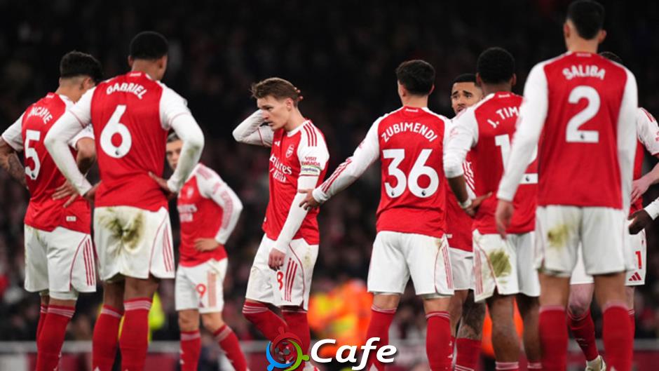 Wayne Rooney đã đúng về cả MU và Arsenal