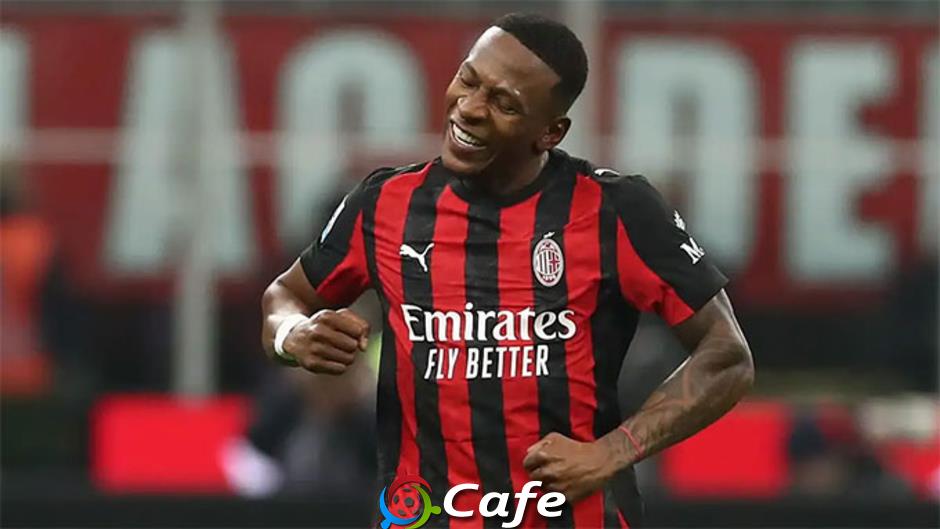 Estupinan: Từ tâm điểm chỉ trích đến người hùng derby Milano