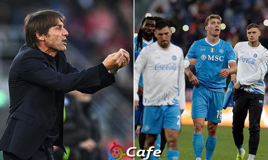 Napoli đại loạn: Conte có nguy cơ bị sa thải