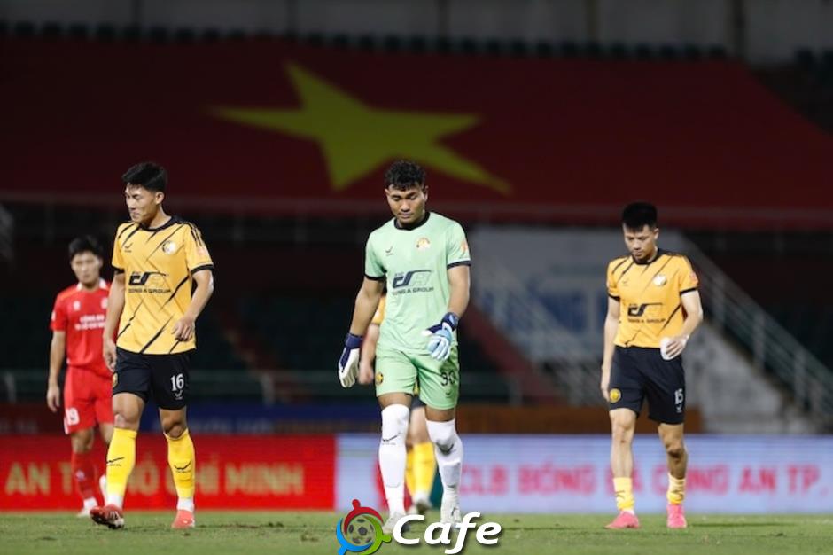 Chuyện chưa kể sau trận thắng chấn động của Thanh Hóa trên sân Thống Nhất Chuyện chưa kể sau trận thắng chấn động của Thanh Hóa trên sân Thống Nhất