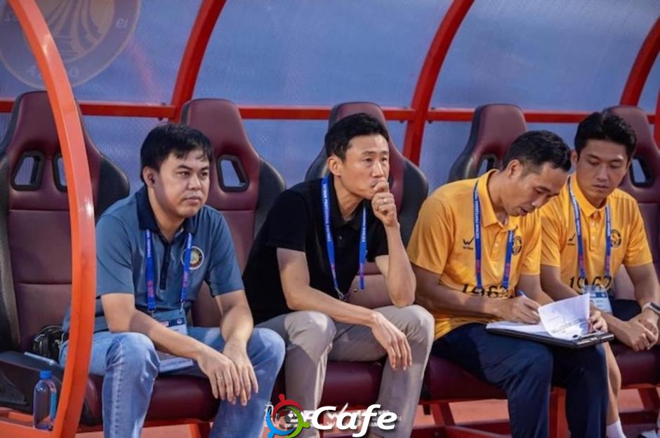 CLB Thanh Hoá chia tay HLV Choi Won Kwon