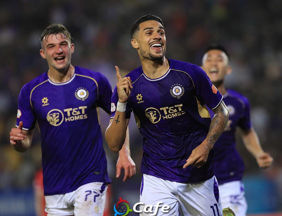 Kết quả Hà Nội 2-1 Công an Hà Nội: Cuộc đua thêm kịch tính
