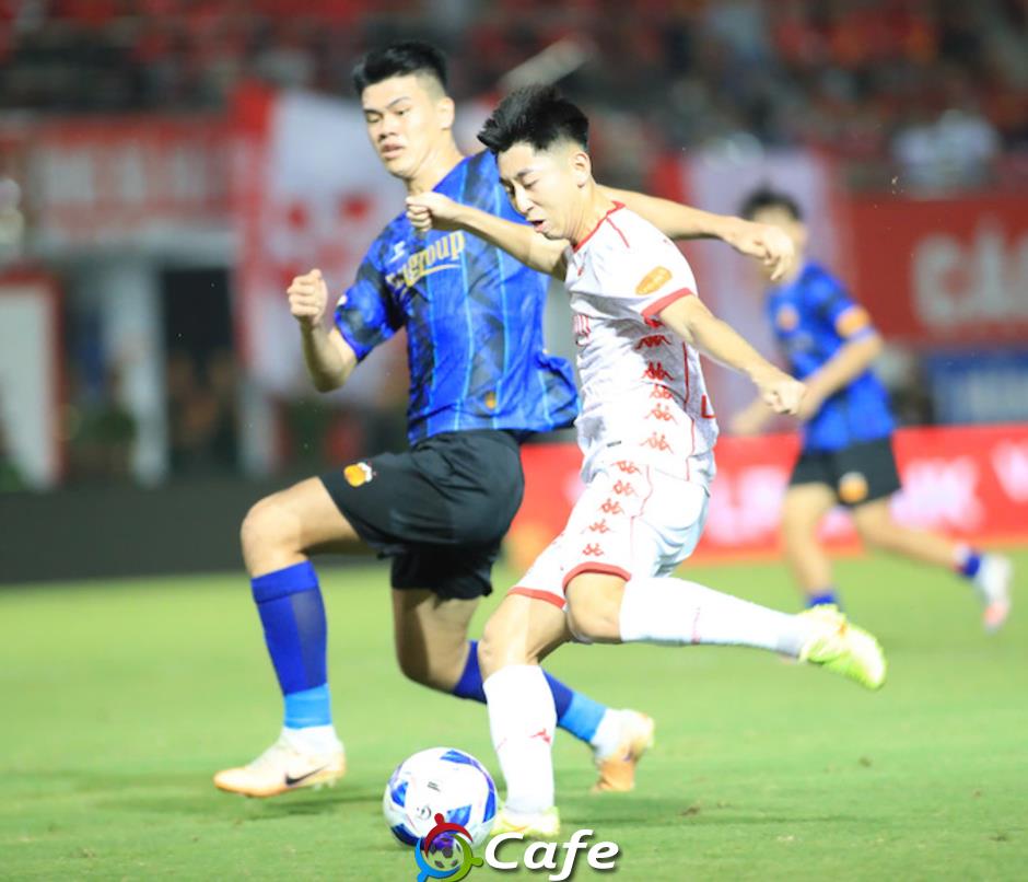 Kết quả Hải Phòng 3–0 HAGL: Phố Núi sụp đổ!